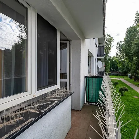 Apartment Kochanowskiego Parkside By Bookinghost *